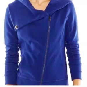 Lucy lightweight zip up
